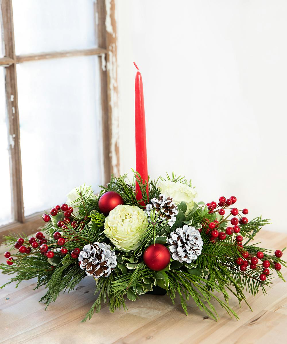 CHRISTMAS GLOW CENTERPIECE Kansas City (MO) SameDay Holiday Flowers